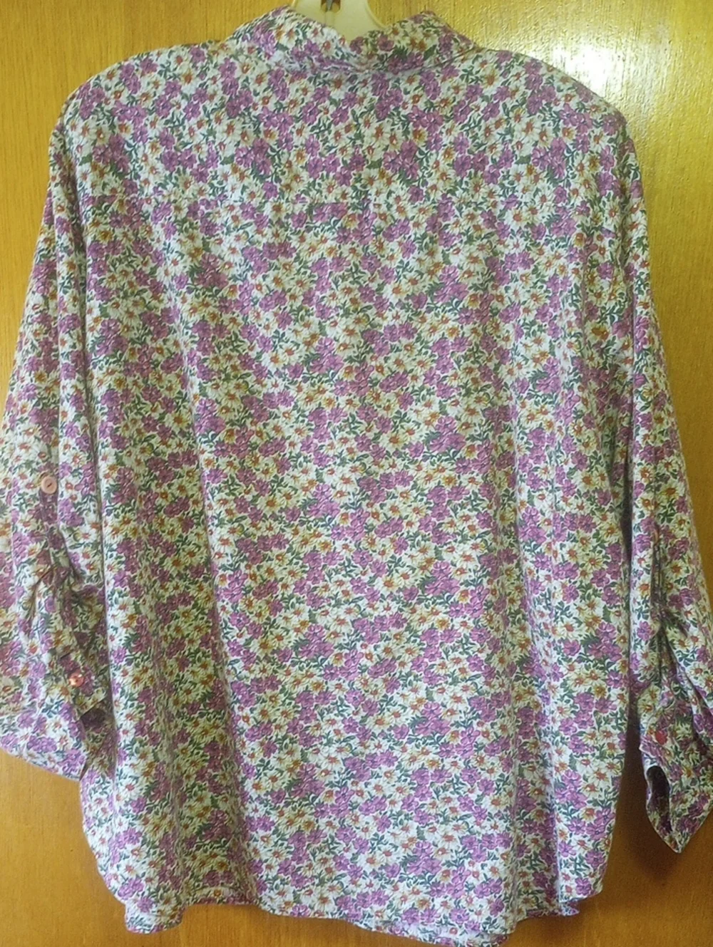 Tap & Co. Floral Cotton & Polyester Shirt w/ Collar, Sz 22. Purple Green Tan Red